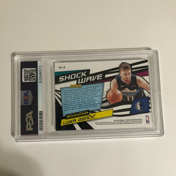 2019 Panini Revolution Shock Wave Luka Doncic - Picture 2 of 2